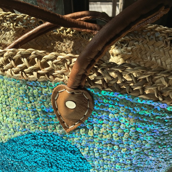 Force 4 Good Tote Sequins Tote - Picture 3 of 15